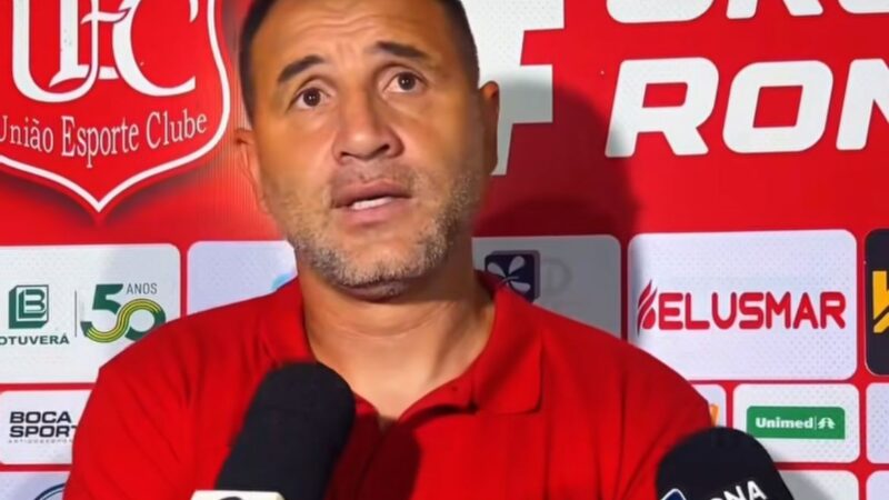 União anuncia desligamento do técnico Márcio Nunes após eliminação no Mato-grossense