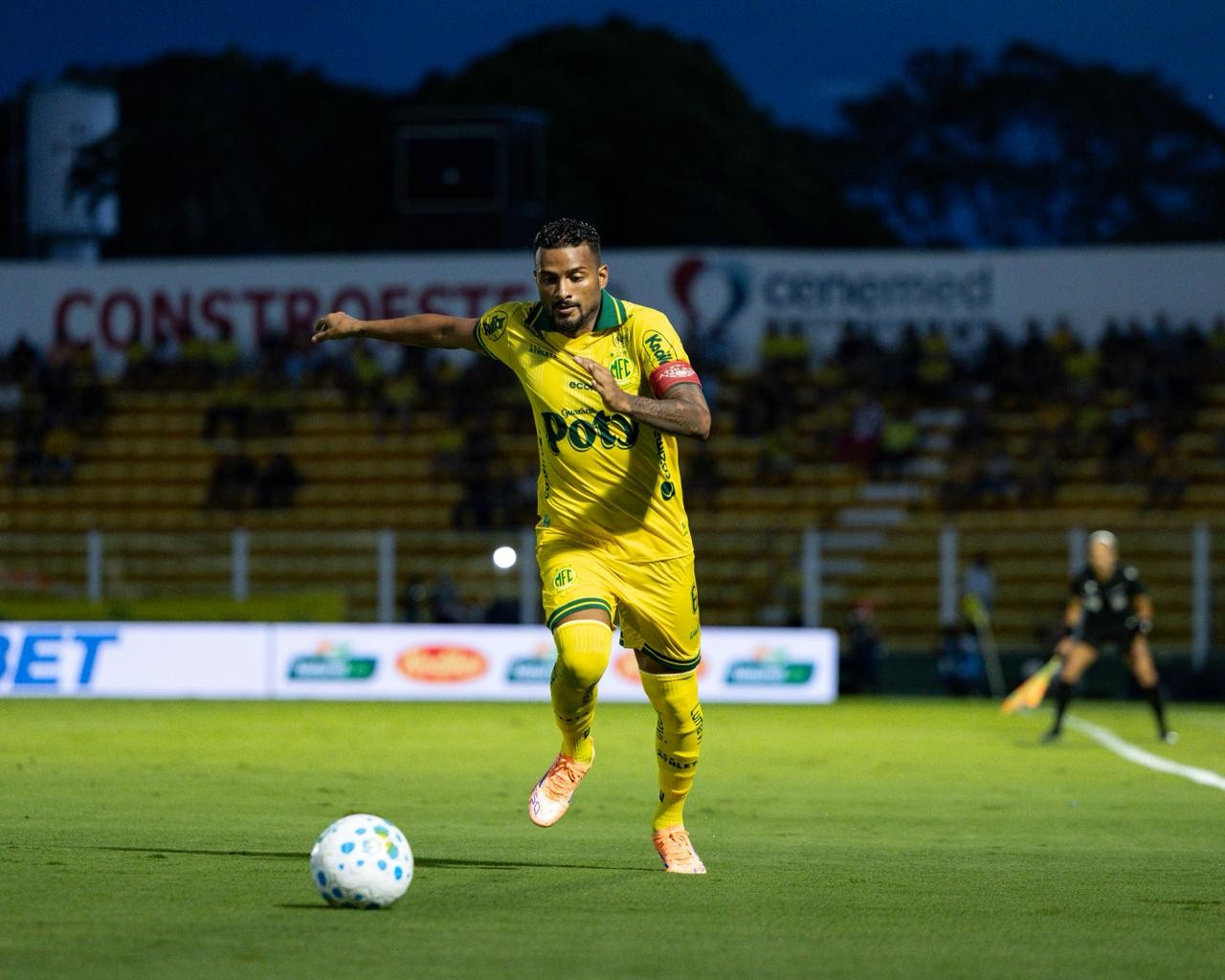 Reinaldo dispara contra arbitragem de Mirassol x Cruzeiro: “Querem tirar nossa invencibilidade na marra”