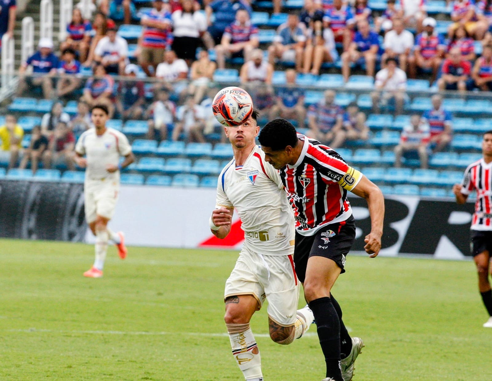 Análise: Com ataque mais efetivo, Fortaleza constrói vantagem na semifinal do Cearense