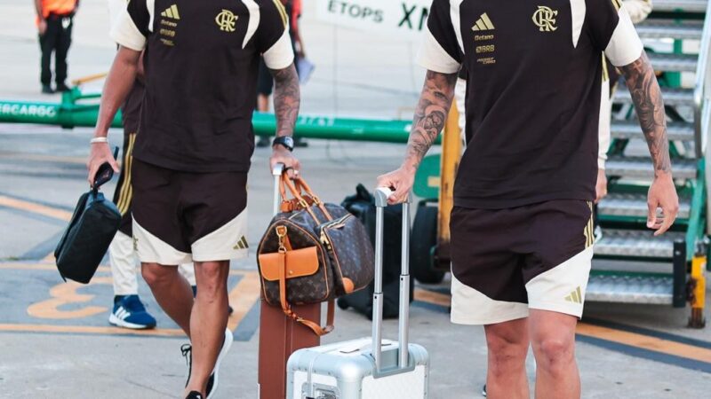 Flamengo chega a Buenos Aires para enfrentar o Lanús na Recopa