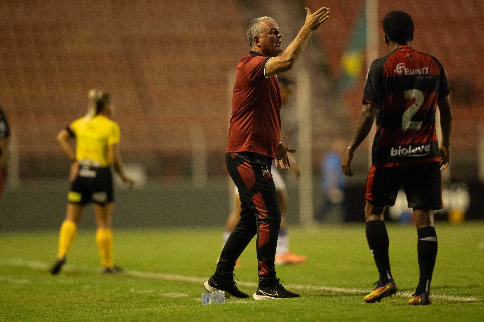 Mazola lamenta primeira derrota do Ituano e se irrita com falta de efetividade: “A bola pune”