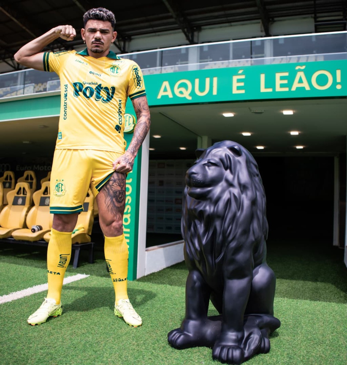 Quem será o 9 do Mirassol? Chegada de Tiquinho acirra disputa pela titularidade