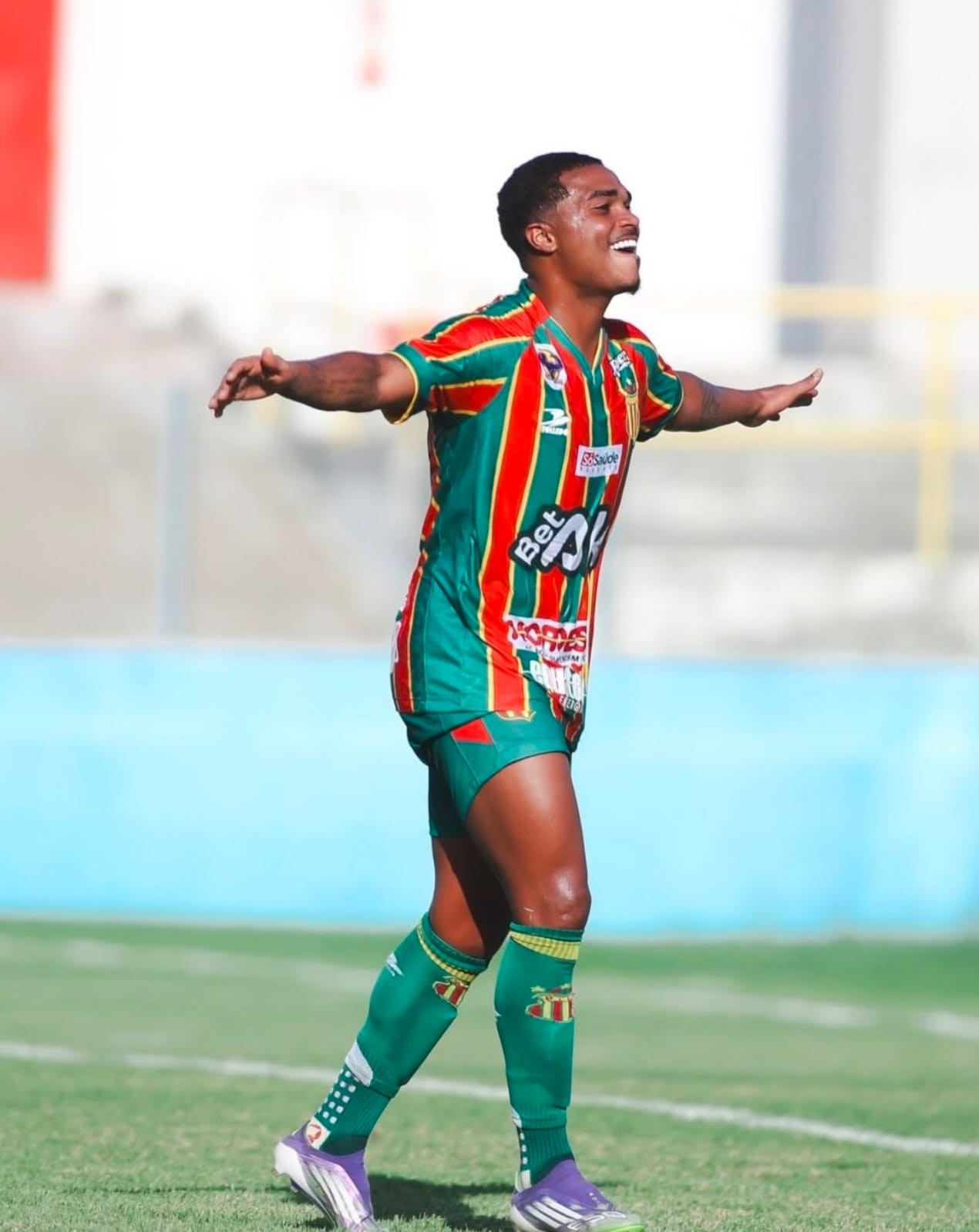 Sampaio anuncia saída de Emerson Carioca, artilheiro do Campeonato Maranhense