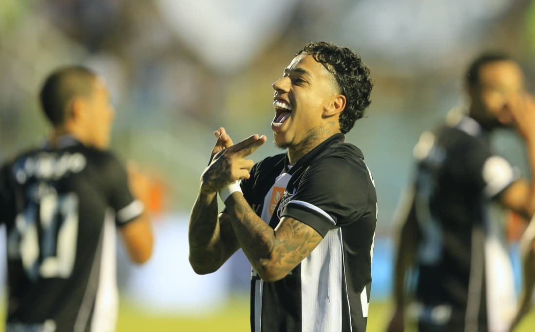 Análise: Com alta rotatividade, bom início de temporada do Ceará passa por todo o elenco