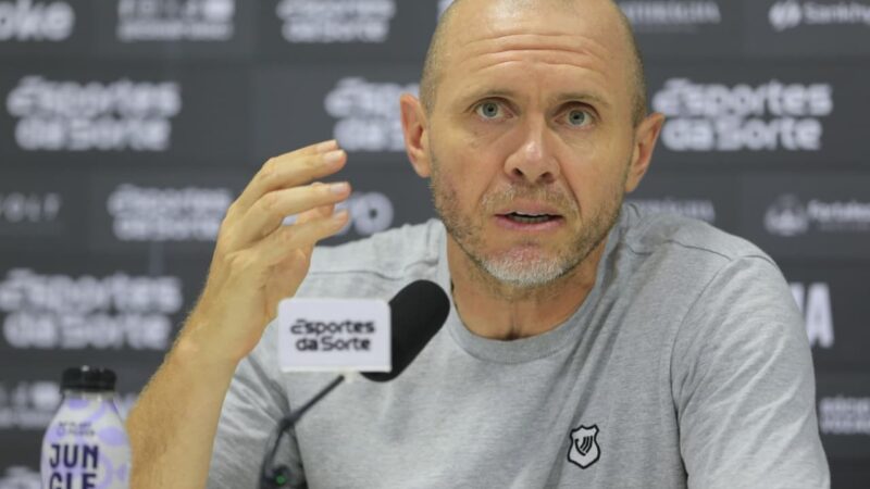 Mozart avalia jogo do Ceará e elogia abordagem dos jogadores no duelo