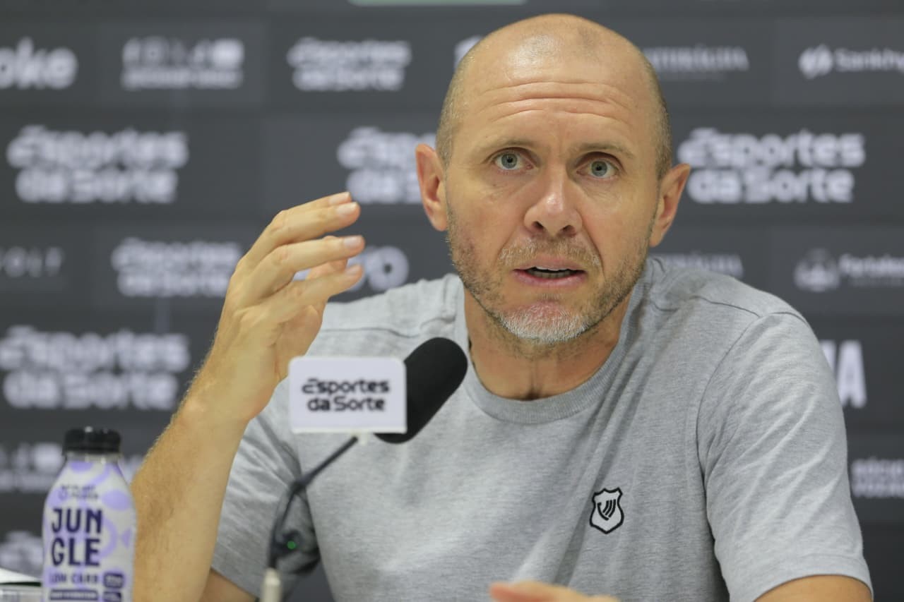 Mozart avalia jogo do Ceará e elogia abordagem dos jogadores no duelo