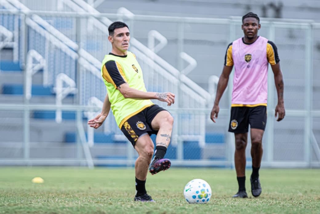 Amazonas oficializa a contratação do meia argentino Patricio “Pato” Núñez