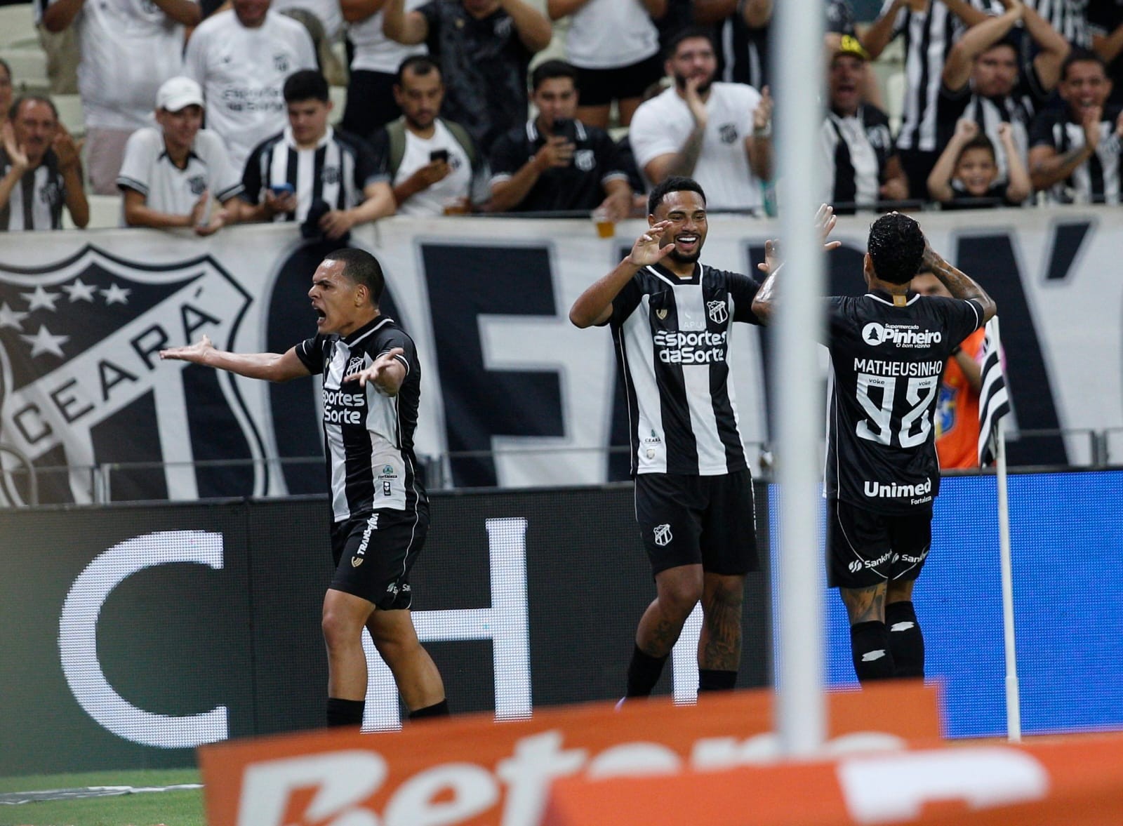 Análise: Classificação do Ceará na Copa do Brasil expõe peças que pedem passagem