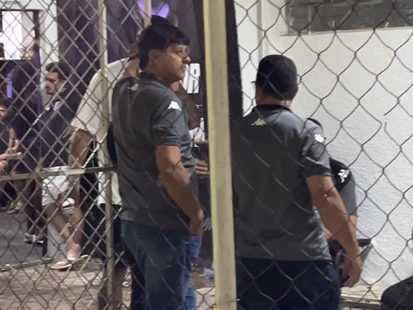 Democrata GV demite treinador após rebaixamento no Mineiro 2026