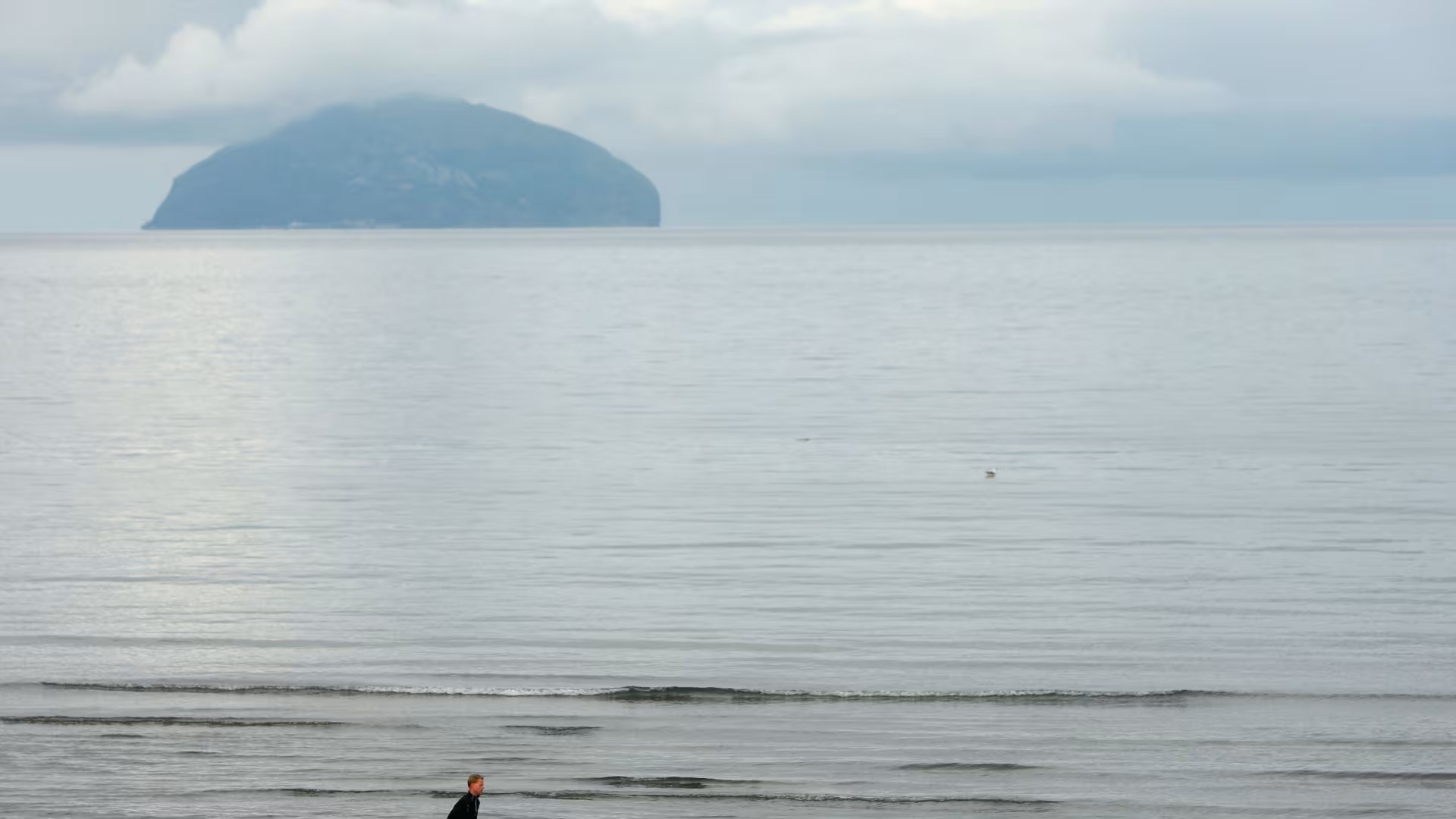Resistente e único: entenda a origem do granito e como são feitas as pedras do curling