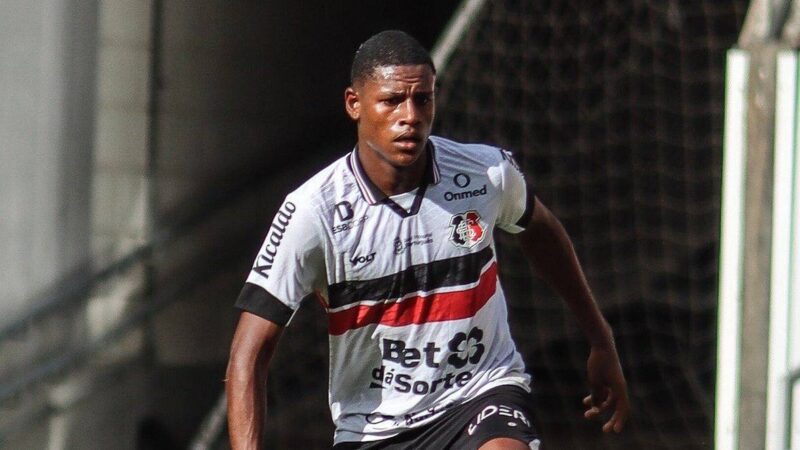 Santa Cruz empresta zagueiro da base ao Corinthians