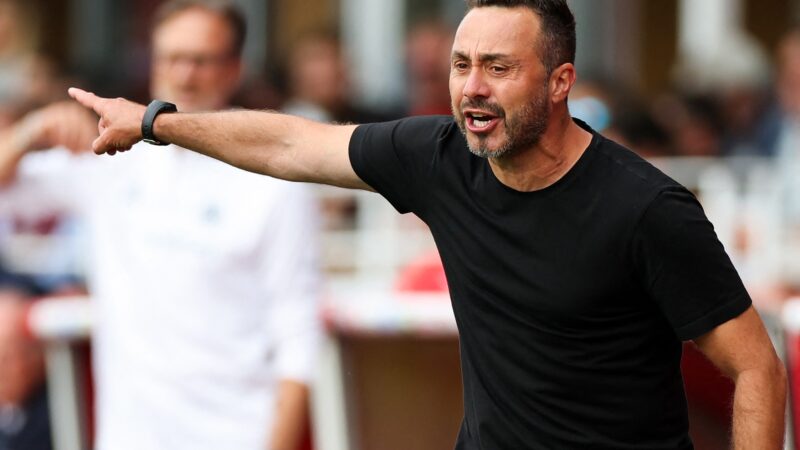 Tottenham anuncia Roberto De Zerbi como novo treinador