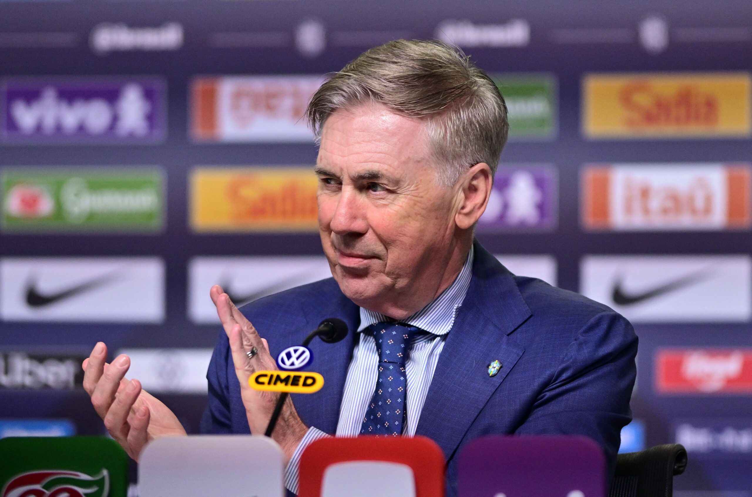 Ancelotti explica convocação de Rayan, Léo Pereira e mais novidades: “Oportunidade”