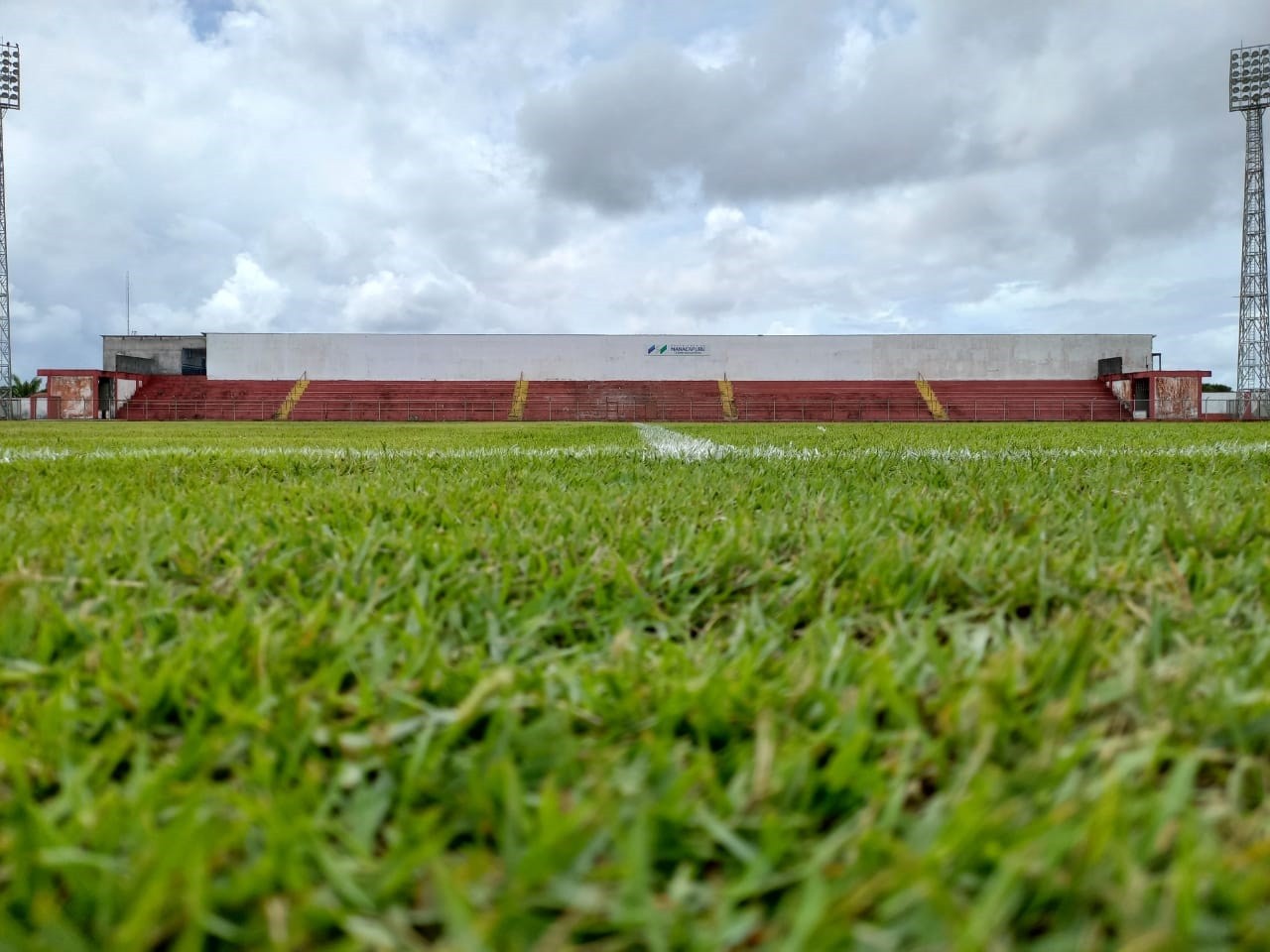 Princesa do Solimões x Nacional-AM: escalações, desfalques e arbitragem