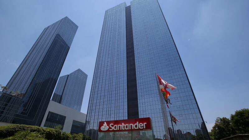 CEO do Santander Brasil decide deixar cargo; Finkelsztain, da B3, será o substituto