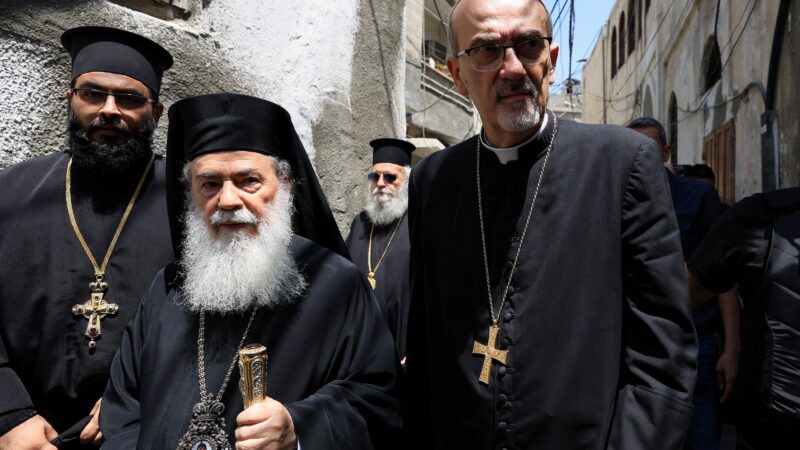 Após ser impedido por Israel de entrar em igreja, cardeal diz que missas da Semana Santa serão realizadas a portas fechadas em Jerusalém