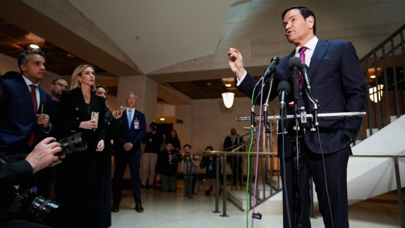 EUA afirmam que seis militares americanos morreram no conflito com o Irã