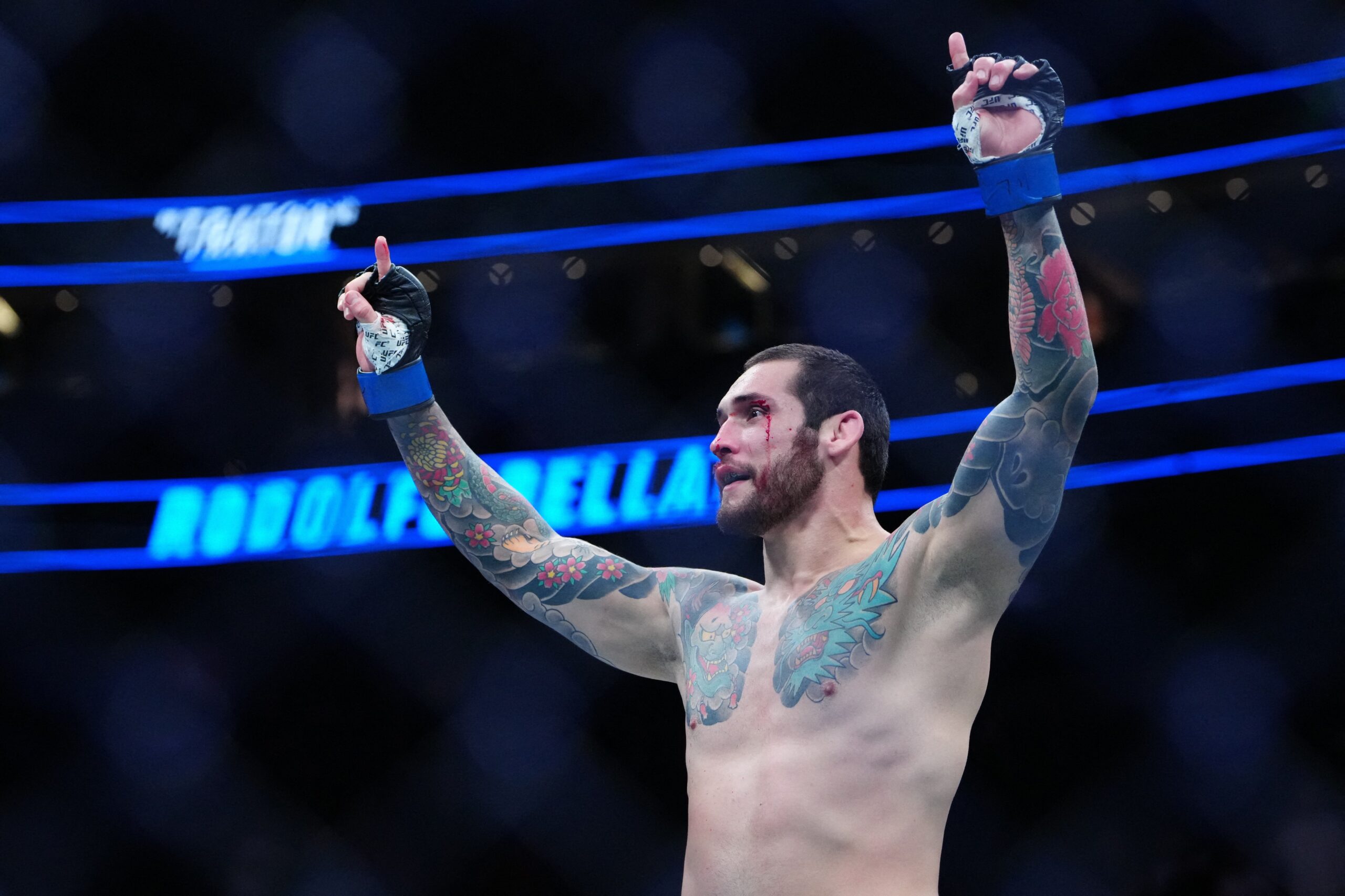 Dupla brasileira fatura R$ 1 milhão em bônus por nocautes no UFC 326