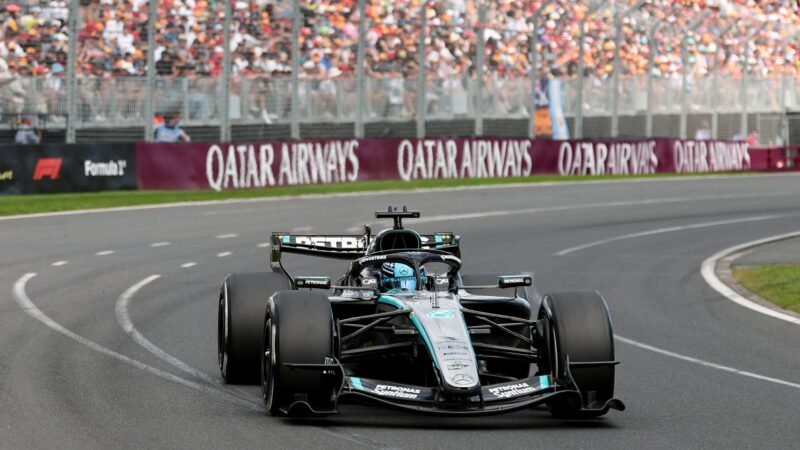 GP da Austrália: Russell segura Leclerc e vence em dobradinha da Mercedes; Bortoleto é 9º