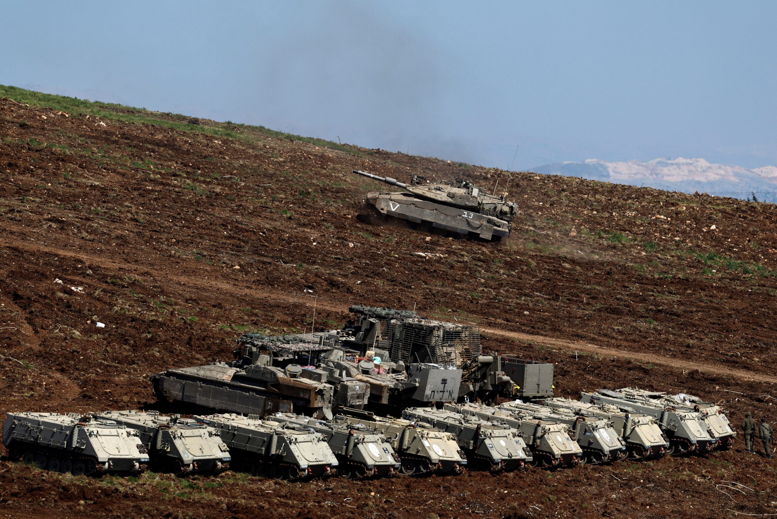 Israel anuncia ‘operações terrestres limitadas’ no Líbano contra o Hezbollah