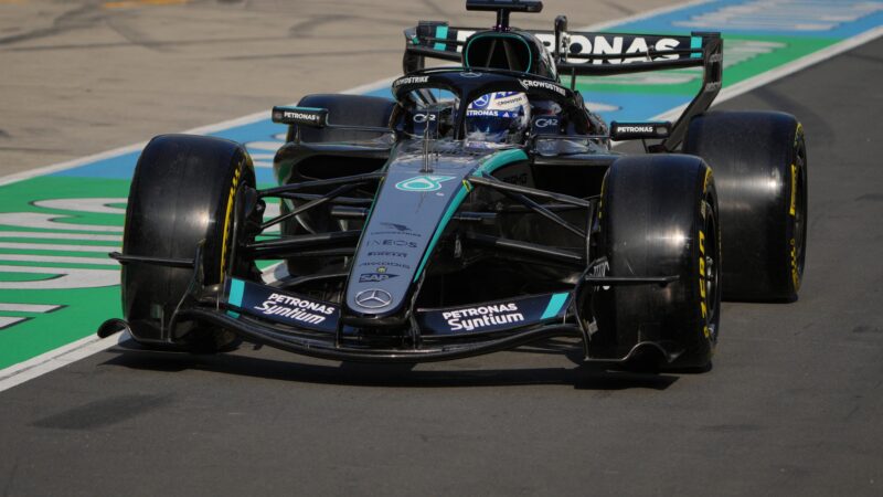 GP da China: Russell é pole da corrida sprint; Bortoleto larga em 14º