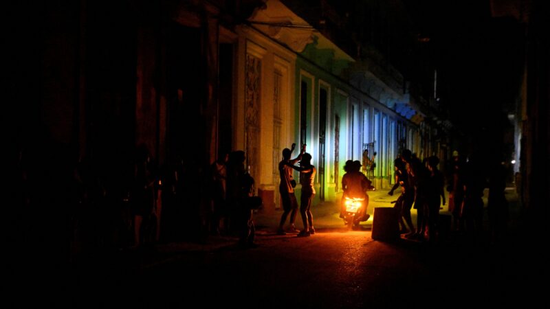 Rússia diz que vai enviar mais petróleo a Cuba em meio a bloqueio marítimo dos EUA