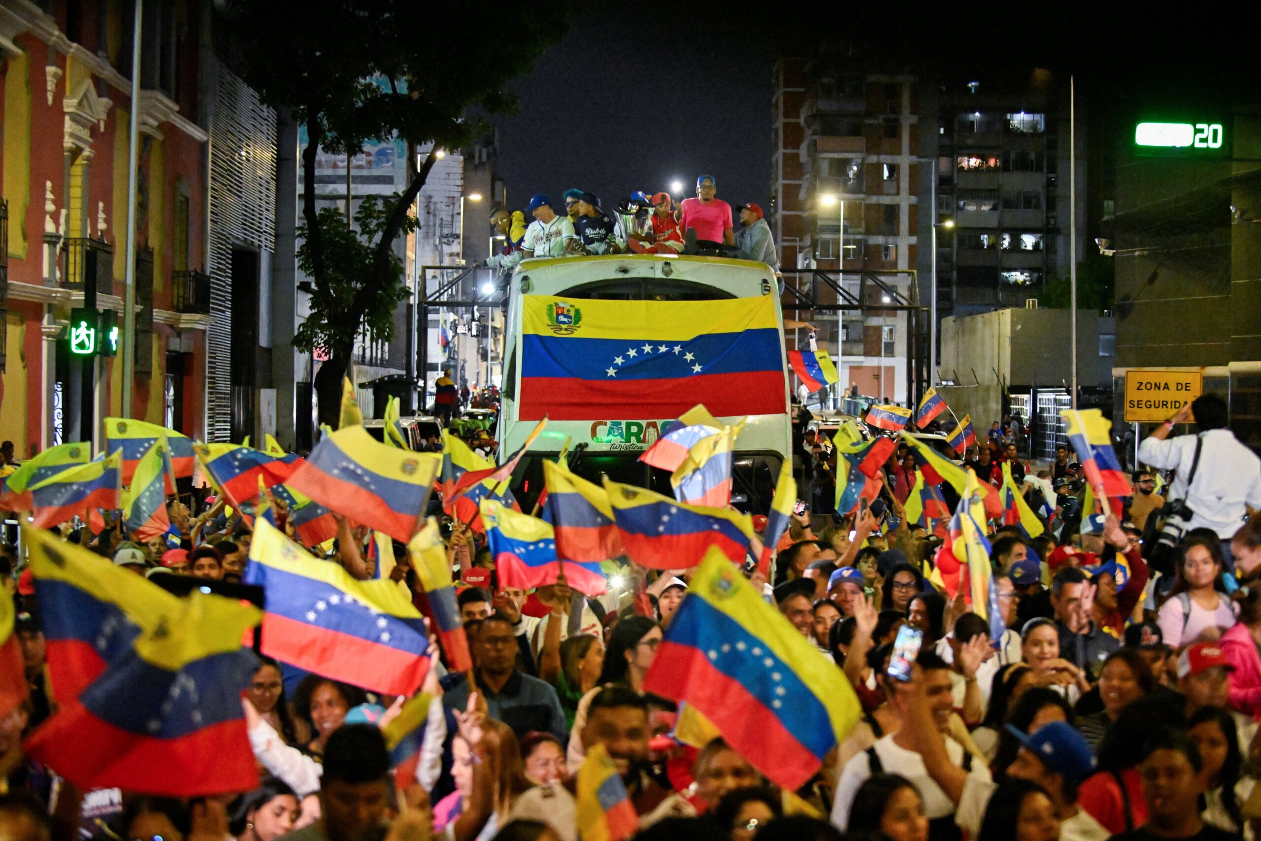 VÍDEO: Venezuela festeja título inédito no beisebol após vencer os EUA