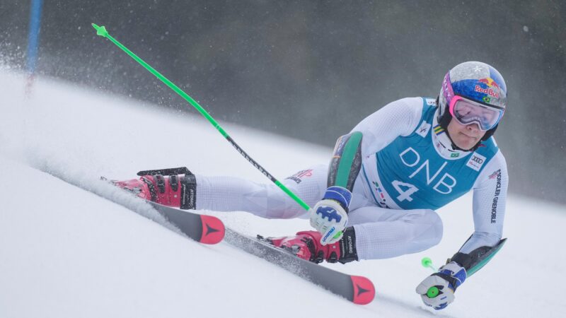 Lucas Pinheiro chega à final da Copa do Mundo com chances reais de título no slalom