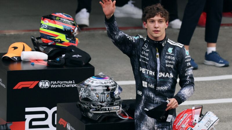 Análise: Antonelli encanta, e F1 se assusta com acidente causado por nova dinâmica das corridas