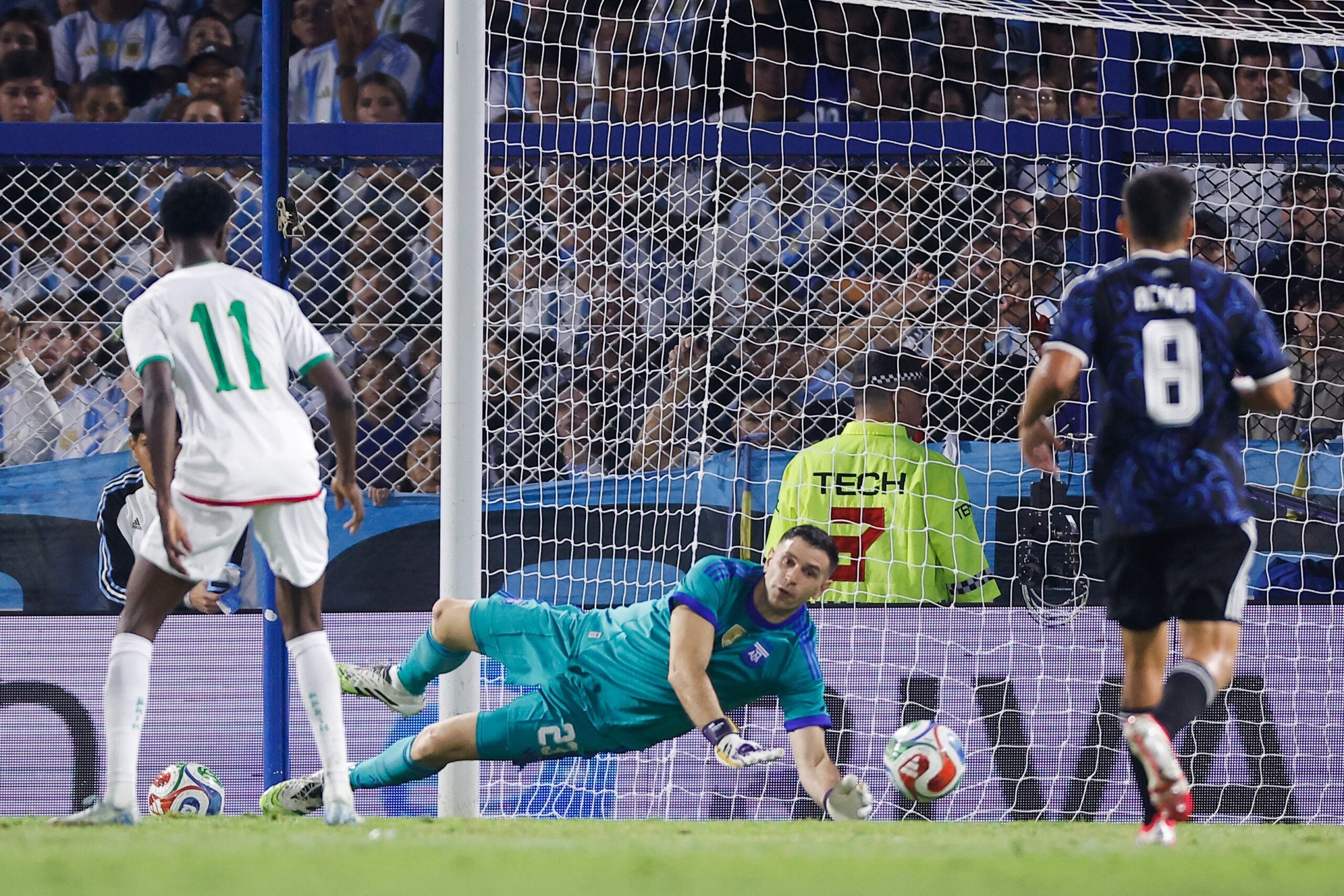 Goleiro detona Argentina após 2 a 1 sobre 115ª do ranking da Fifa: “É preciso ter mais coração”