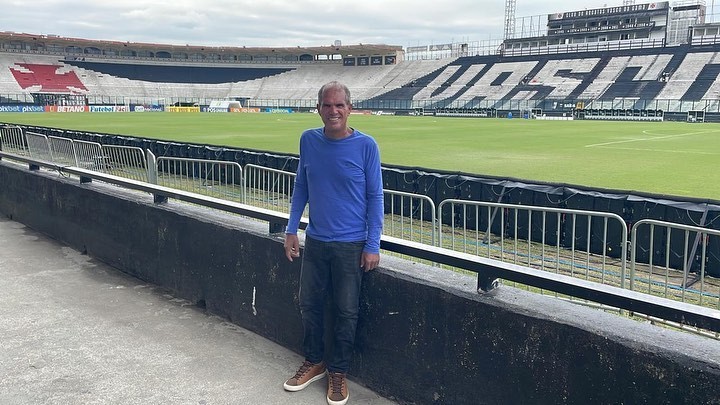 Ídolo do Vasco, Geovani Silva elogia trabalho de Renato Gaúcho, mas cobra reforços