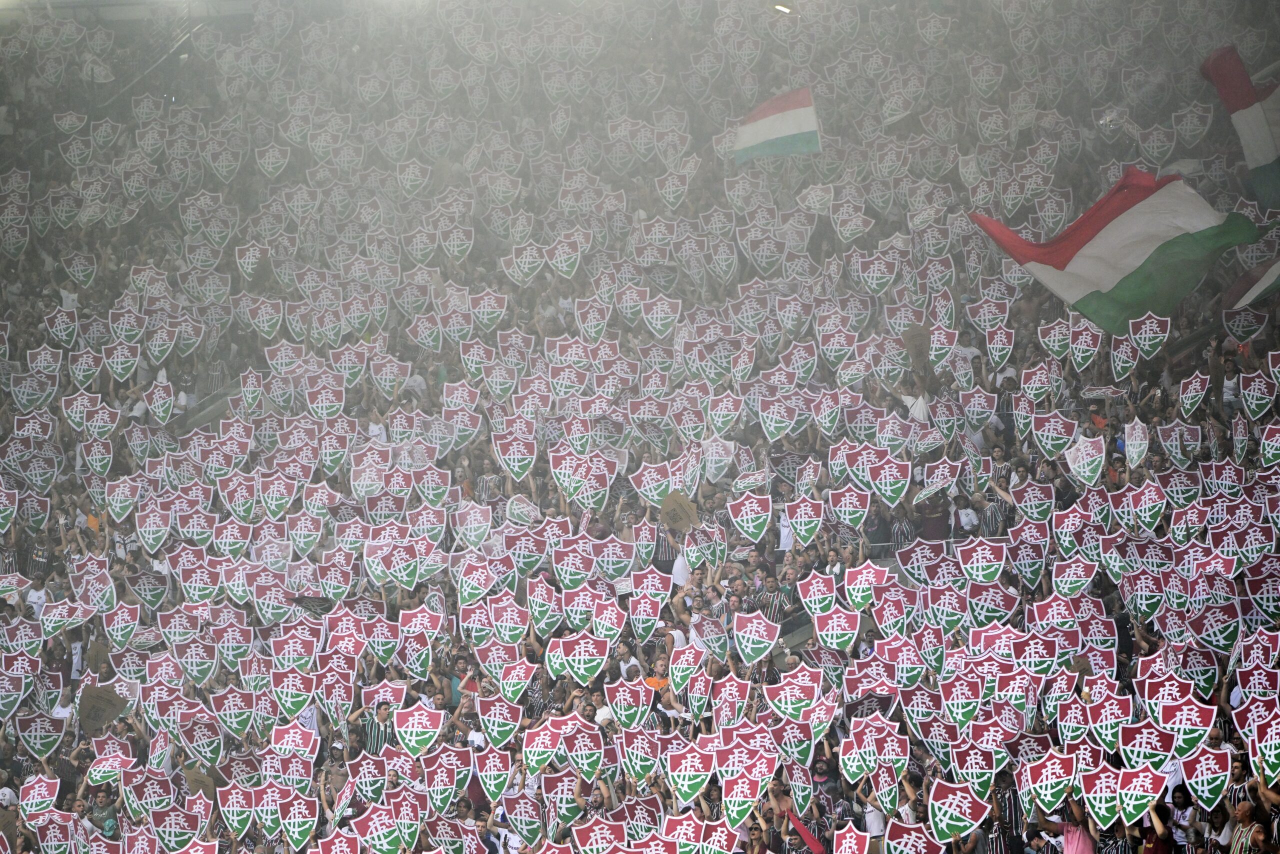 Fluminense recebe Corinthians com ingresso gratuito para sócios e promoções; veja detalhes