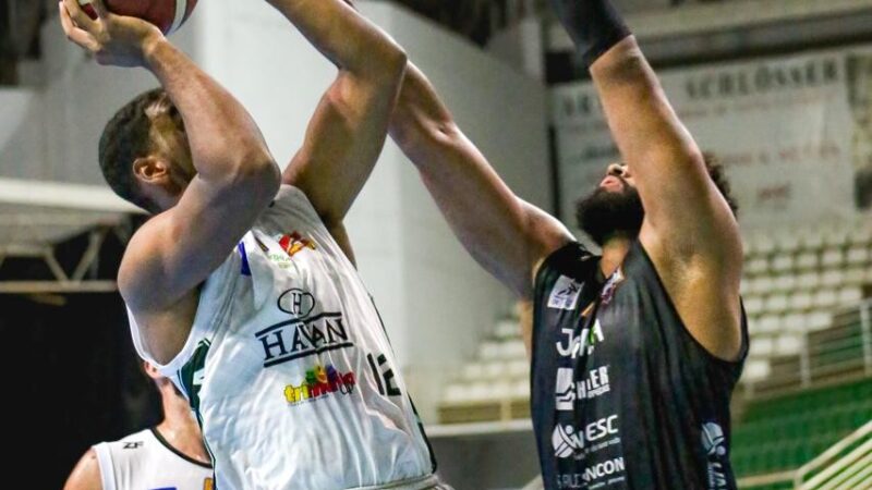 Brusque vence o Joaçaba pela Liga Ouro de Basquete