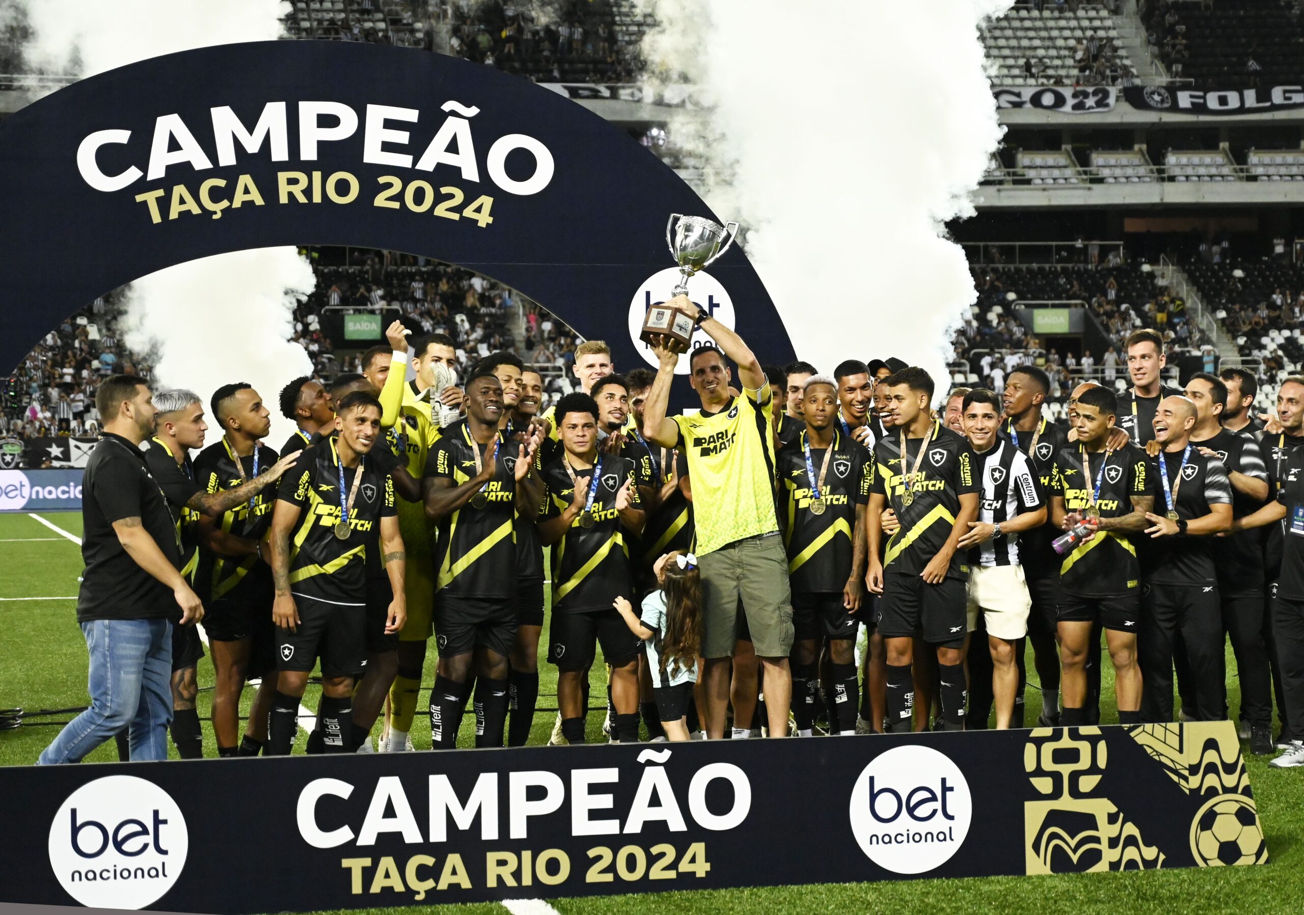 Botafogo pode se isolar como segundo maior vencedor da Taça Rio neste sábado
