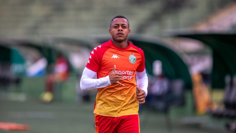 Ponte contrata lateral ex-Guarani para a sequência da temporada