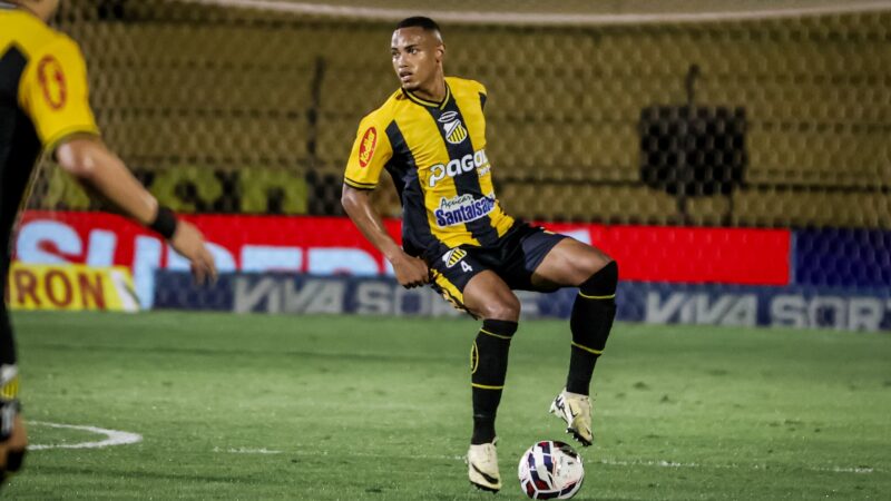 Diretor do Vitória explica negociações frustradas por Wagner Leonardo e atleta do Novorizontino