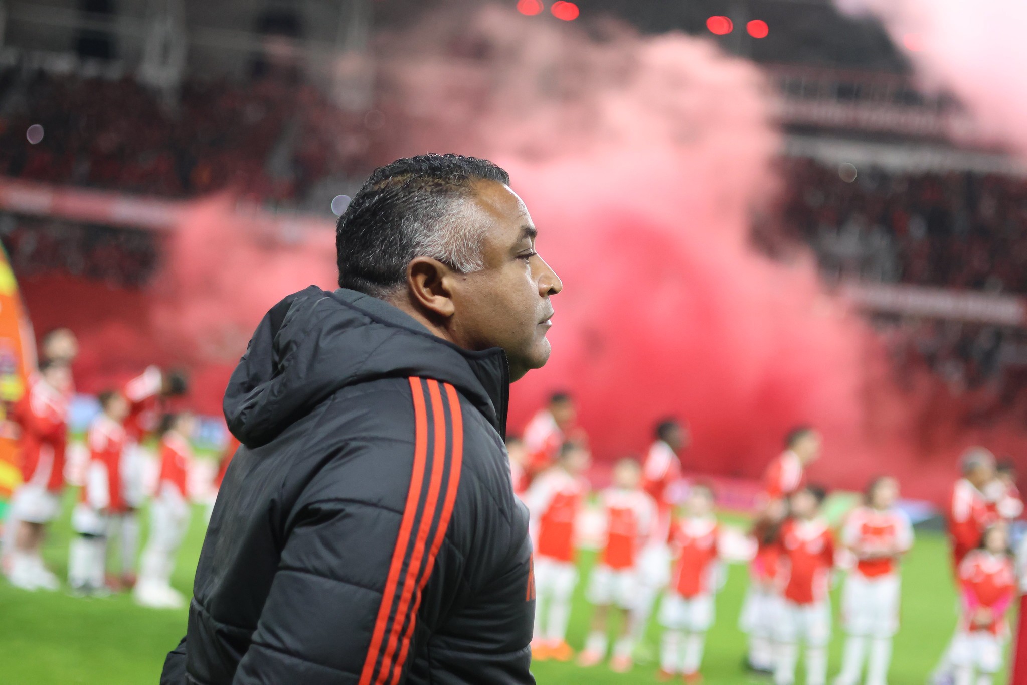 Inter reencontra Roger quase 200 dias após demissão e busca consolidar nova fase