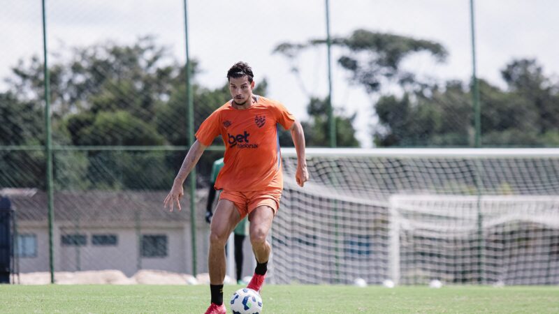 Sport oficializa venda do zagueiro Chico ao Hapoel Tel Aviv, de Israel