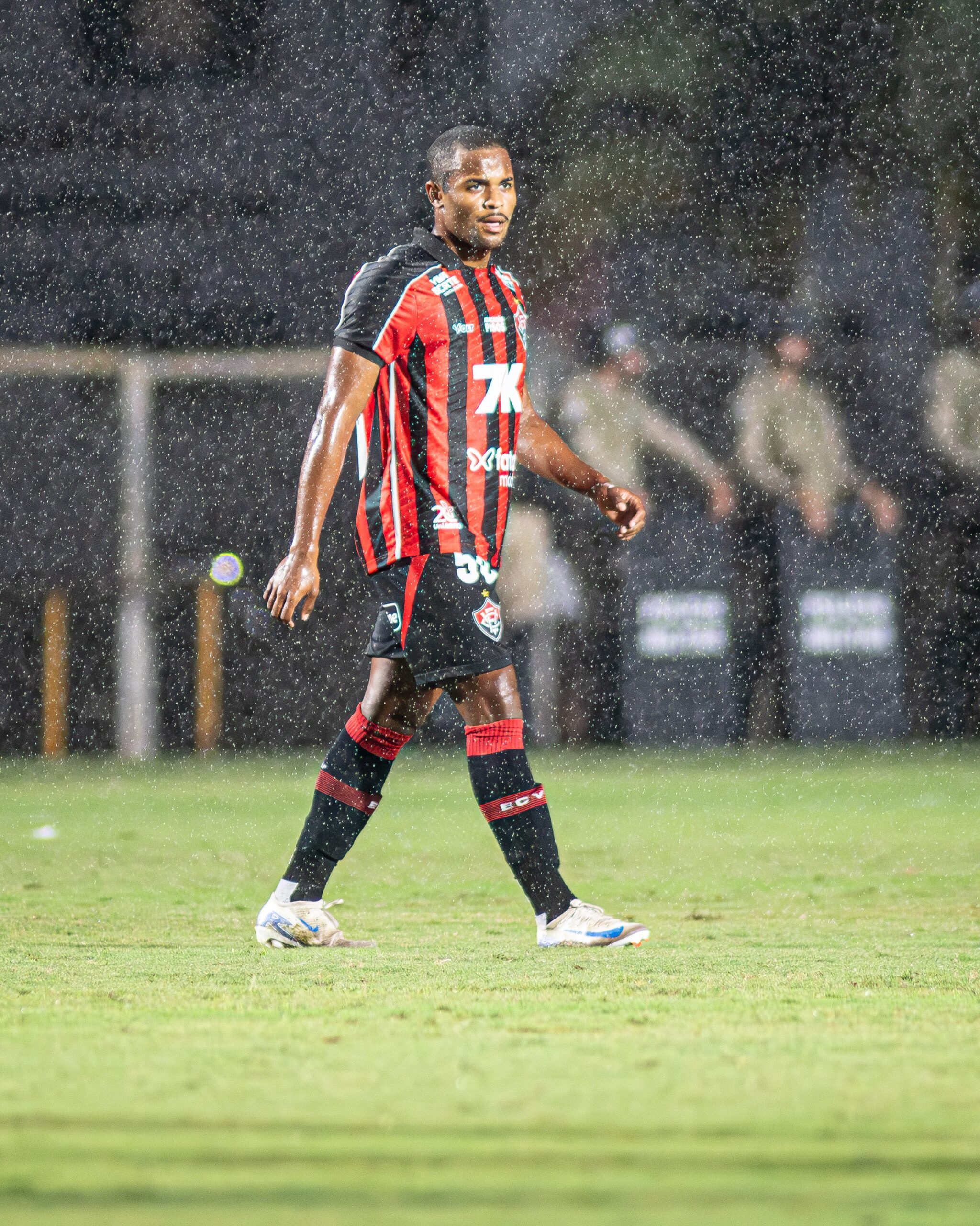 Vitória empresta Paulo Roberto ao Cianorte