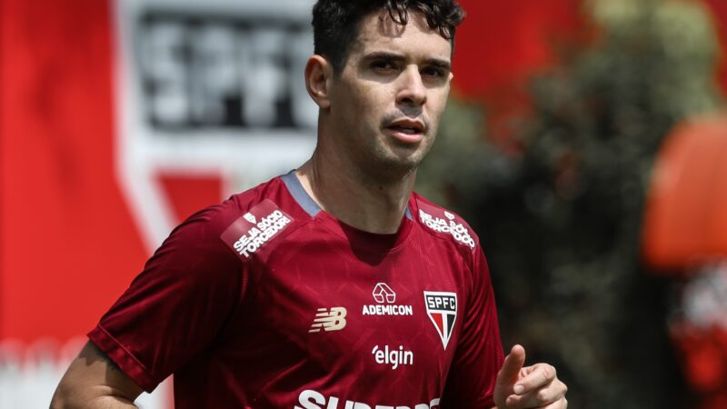 São Paulo vê negociação com Oscar se arrastar e tem semana decisiva para fechar acordo de rescisão