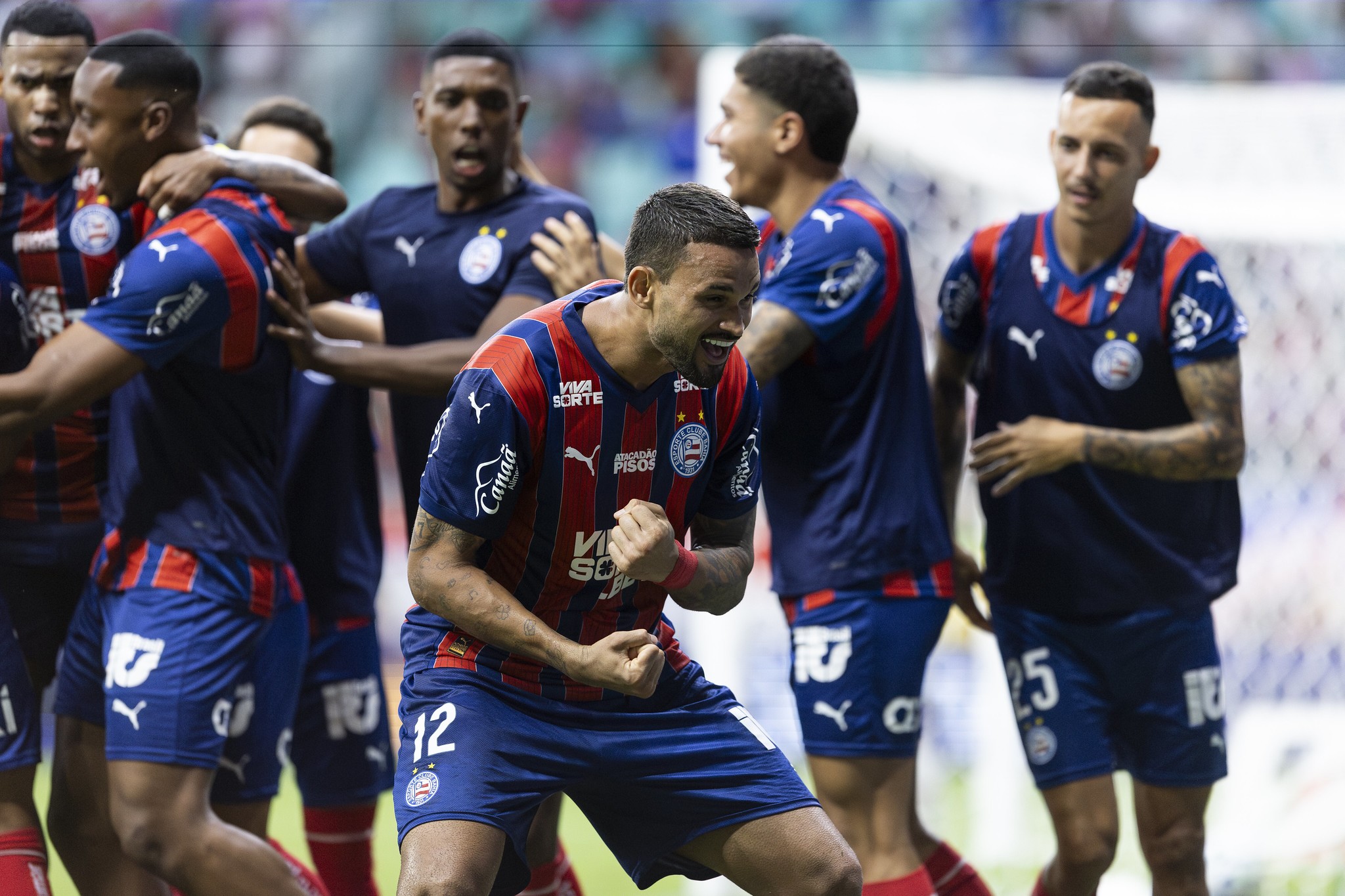 Willian José ultrapassa Everaldo e entra em lista de maiores artilheiros da Arena Fonte Nova