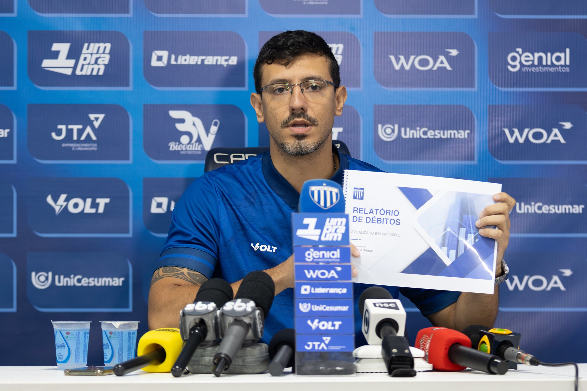 Presidente do Avaí revela dificuldades financeiras para a sequência da temporada