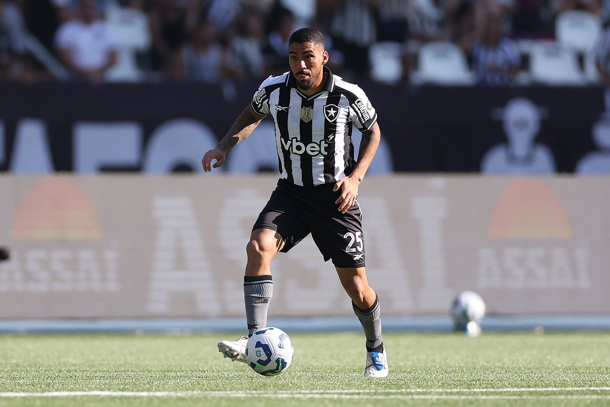 Escalação do Botafogo: Allan retorna, e Anselmi deve mexer no time contra Barcelona de Guayaquil