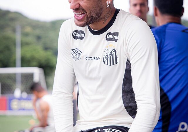 Neymar entra em pré-lista da Seleção, e Ancelotti vai a Mirassol assistir ao jogo do Santos