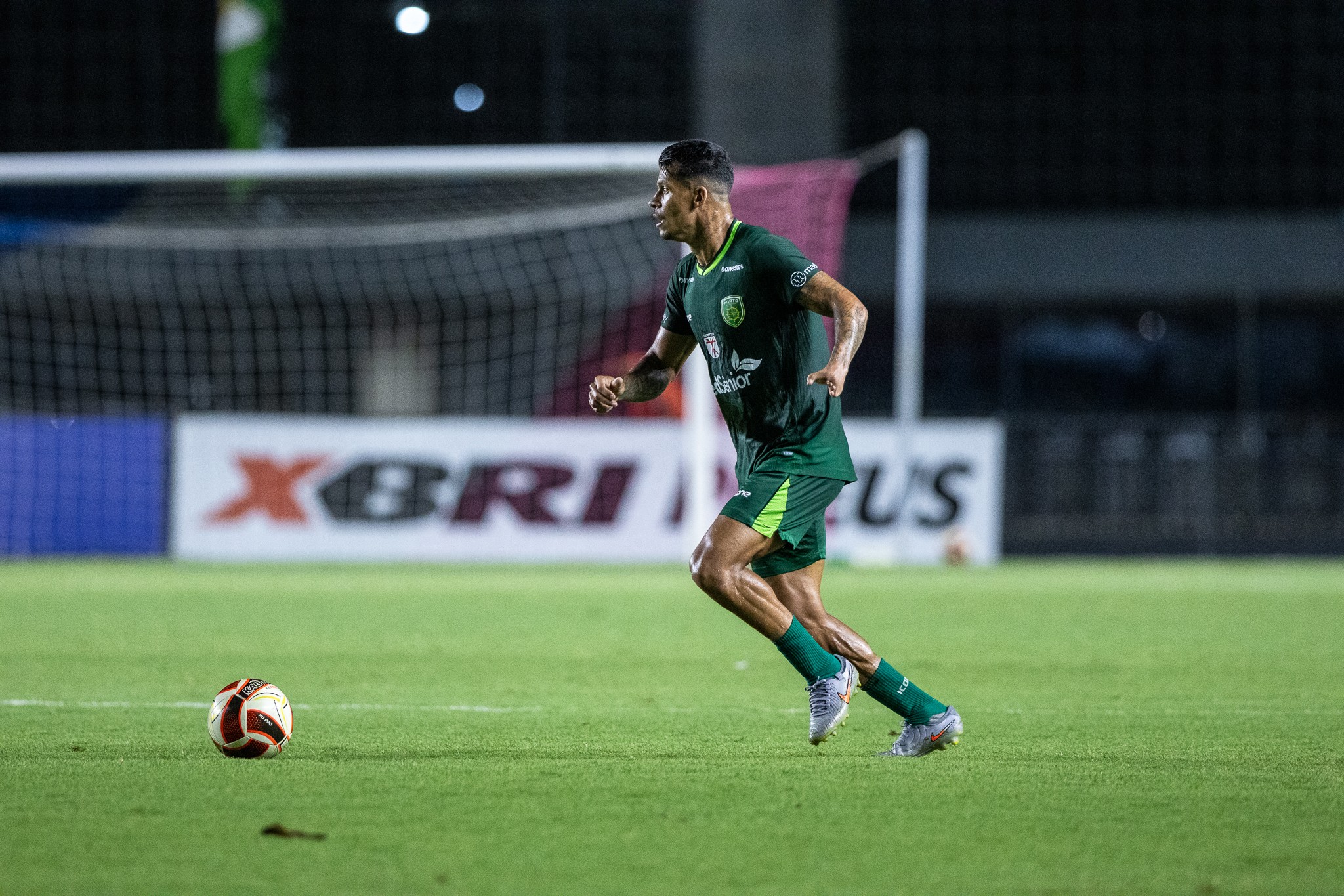 Autor de gol contra o Vitória-ES, Thallysson enaltece confiança interna do Porto Vitória