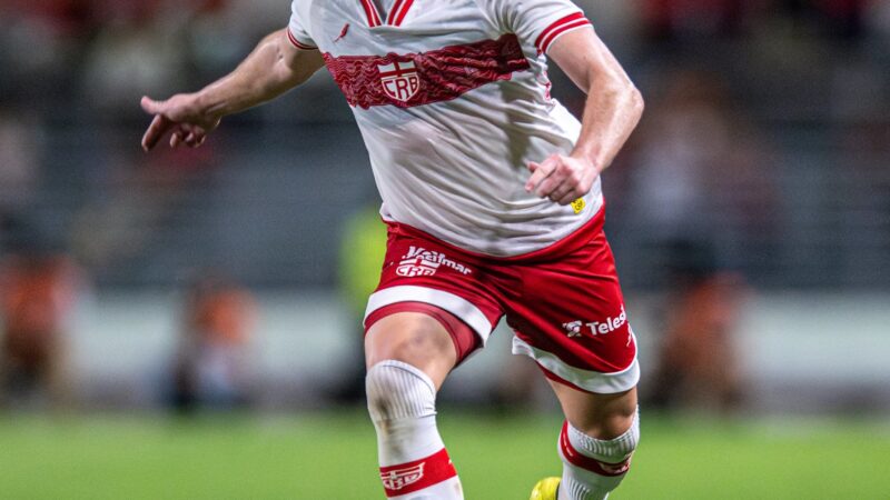 Lovat diz que título alagoano foi especial na sua carreira: “O CRB acreditou em mim”