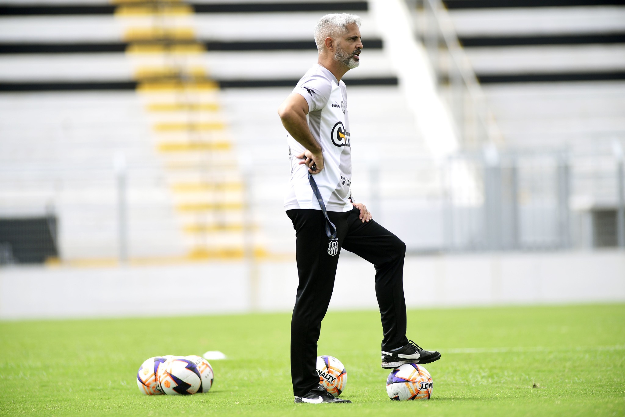 Técnico da Ponte rebate súmula: “Não aceito colocarem na minha boca algo grave que eu não disse”