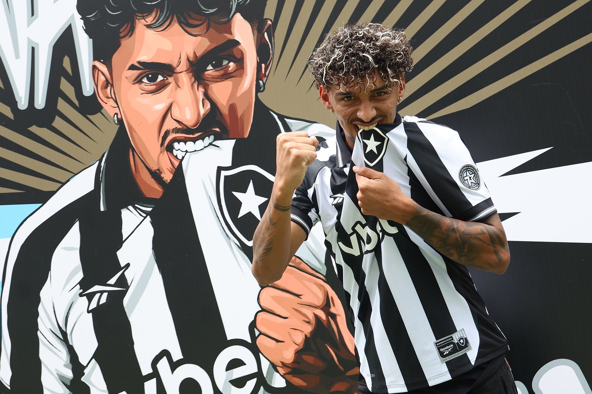 Botafogo vive expectativa de melhora com a estreia de reforços contra o Flamengo