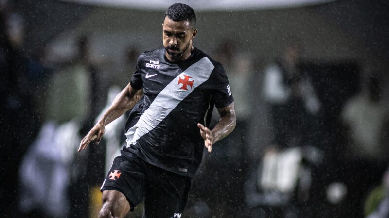 Com lesão de Vanderson, Paulo Henrique terá chance de ouro no Vasco sob olhares da comissão de Ancelotti
