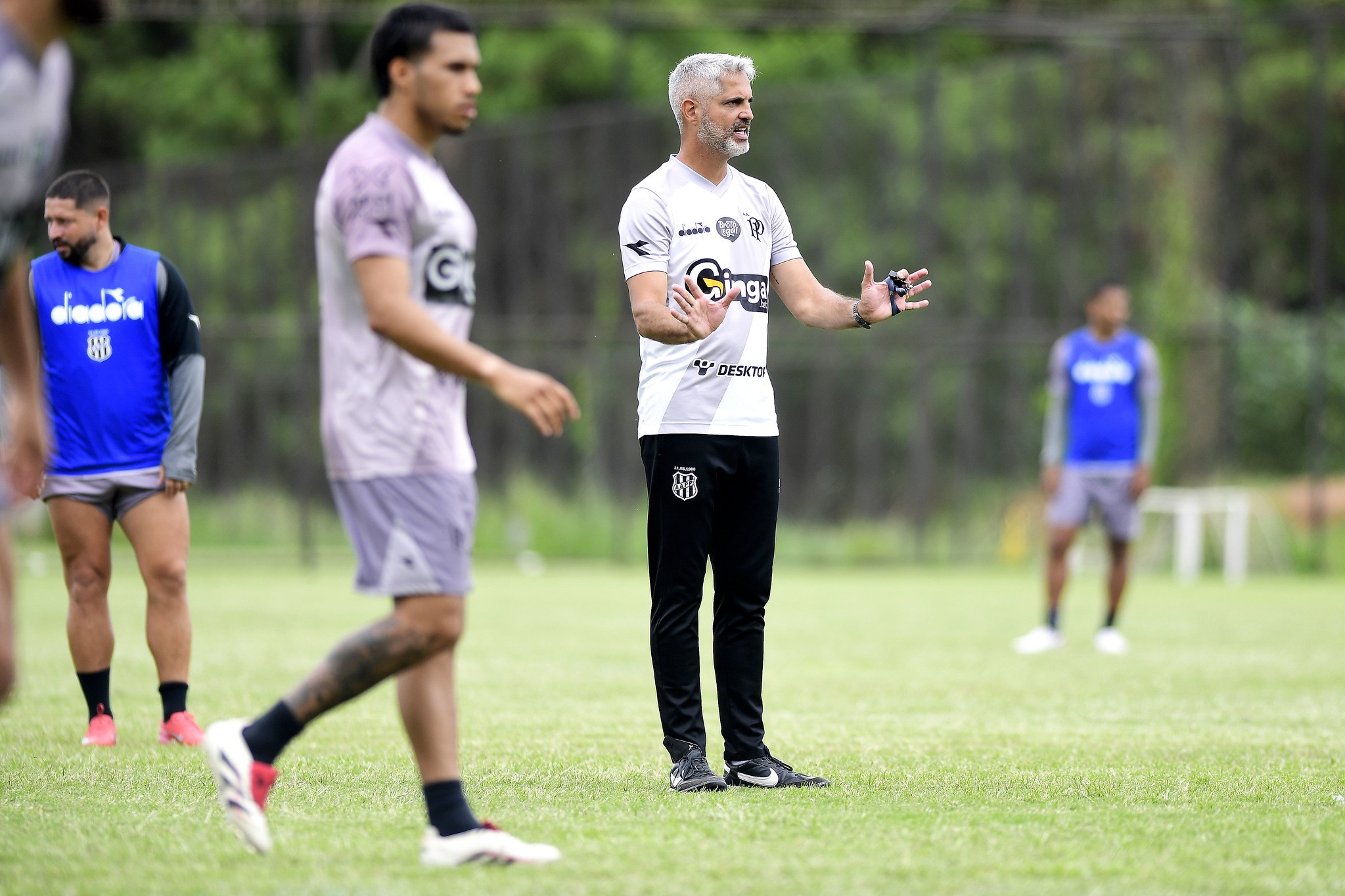 Derrota para o Athletic-MG amplia jejum da Ponte em estreias da Série B; veja números